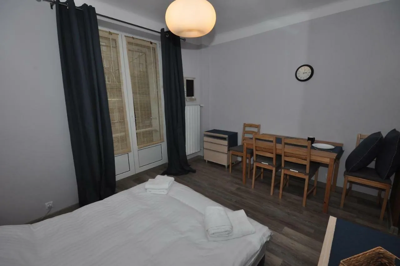 Close To Everywhere In Warsaw Apartment