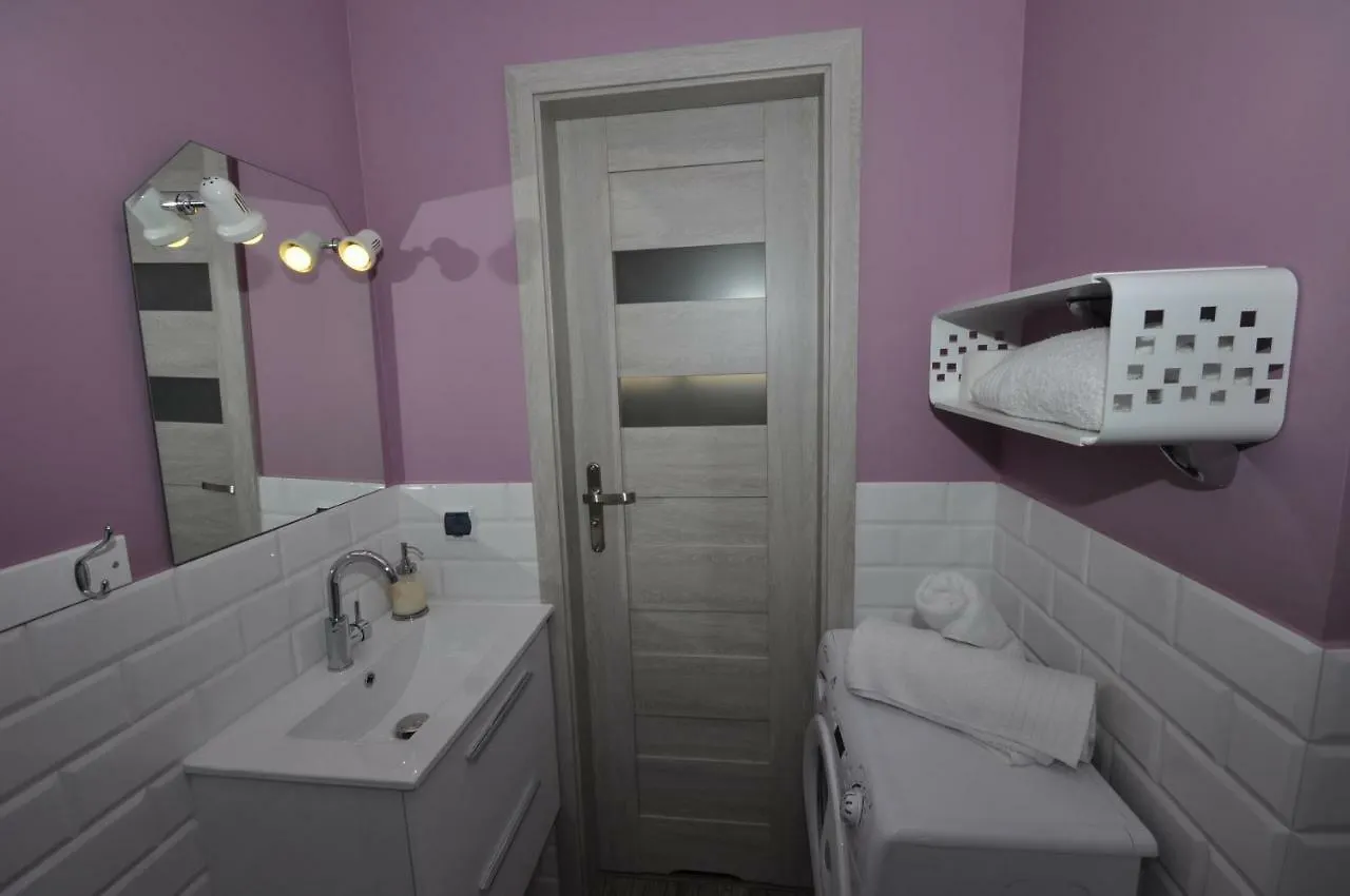 Close To Everywhere In Warsaw Apartment Poland